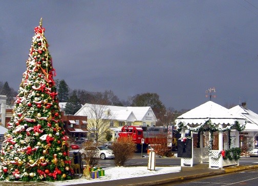 Bluevridge Ga Christmas 2022 Holiday Cheer In Blue Ridge, Georgia - Travel Media Press Room